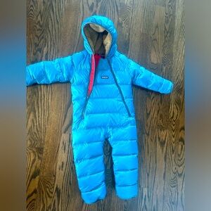 Patagonia high loft down snowsuit Size 18-24 months blue